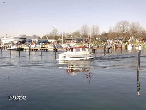 Boote auf dem Weg hinaus